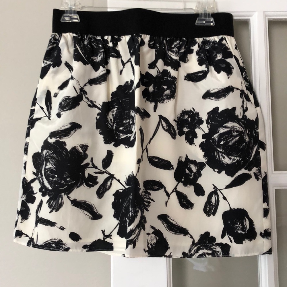 Loft Black and White Skirt